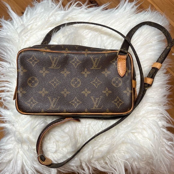 Louis Vuitton Handbags - 🤎Louis Vuitton🤎 Authenticated Monogram Marly Bandouliere Shoulder Cross …